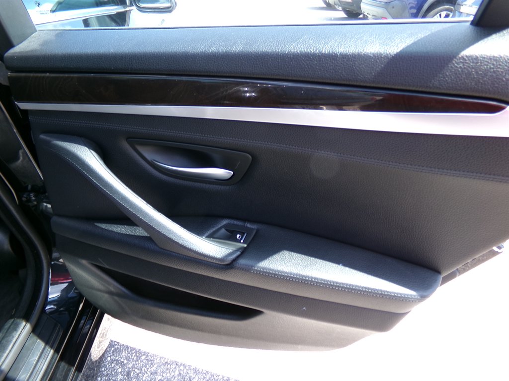 2013 BMW 5 Series - $11,955