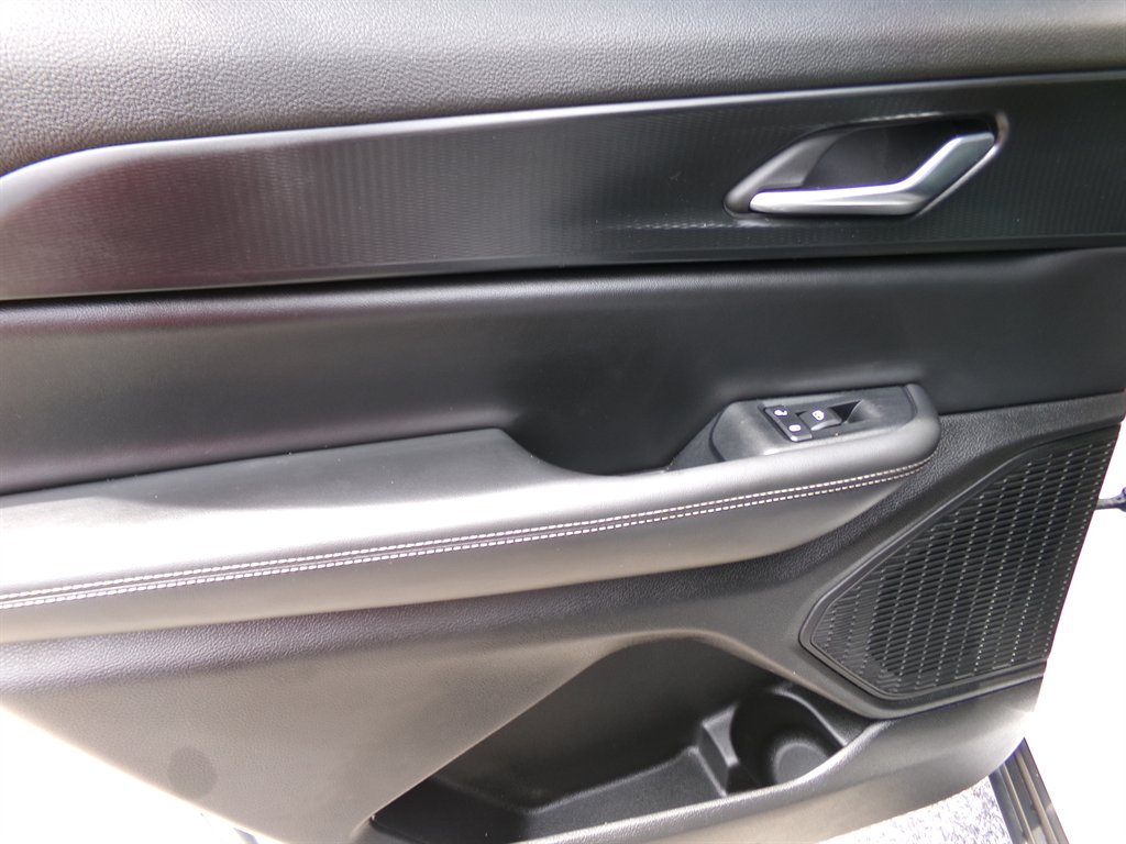 2023 Jeep Cherokee - $27,985