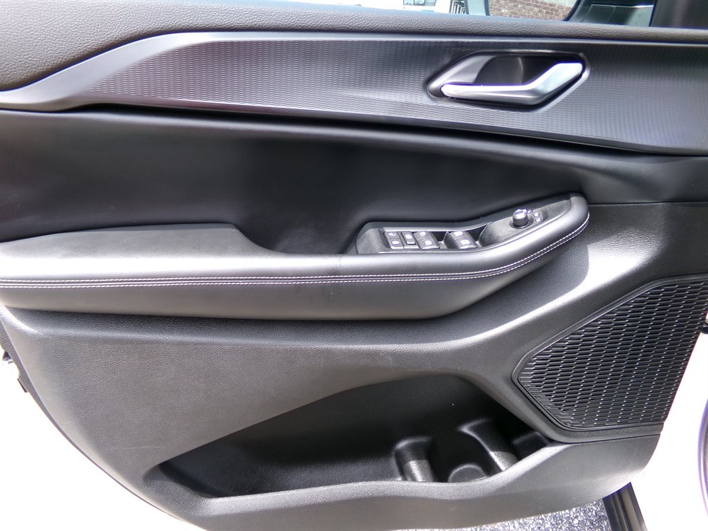 2023 Jeep Cherokee - $27,985
