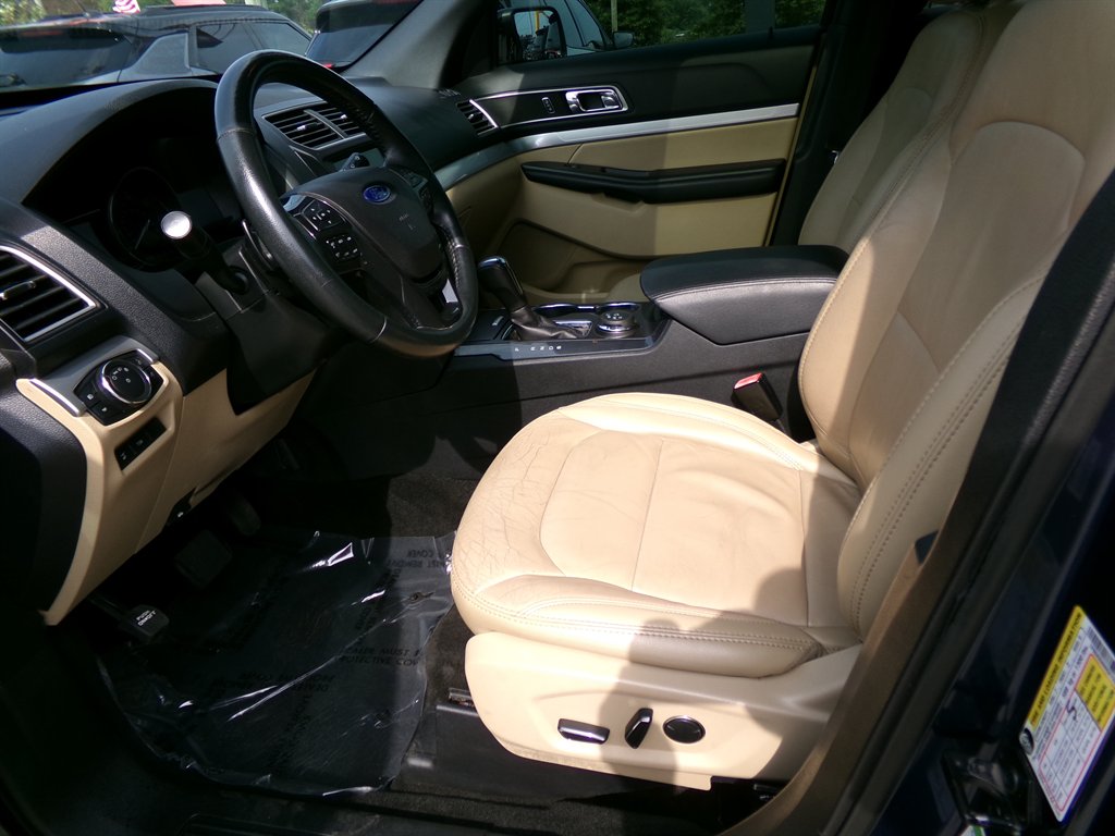 2017 Ford Explorer - $18,966