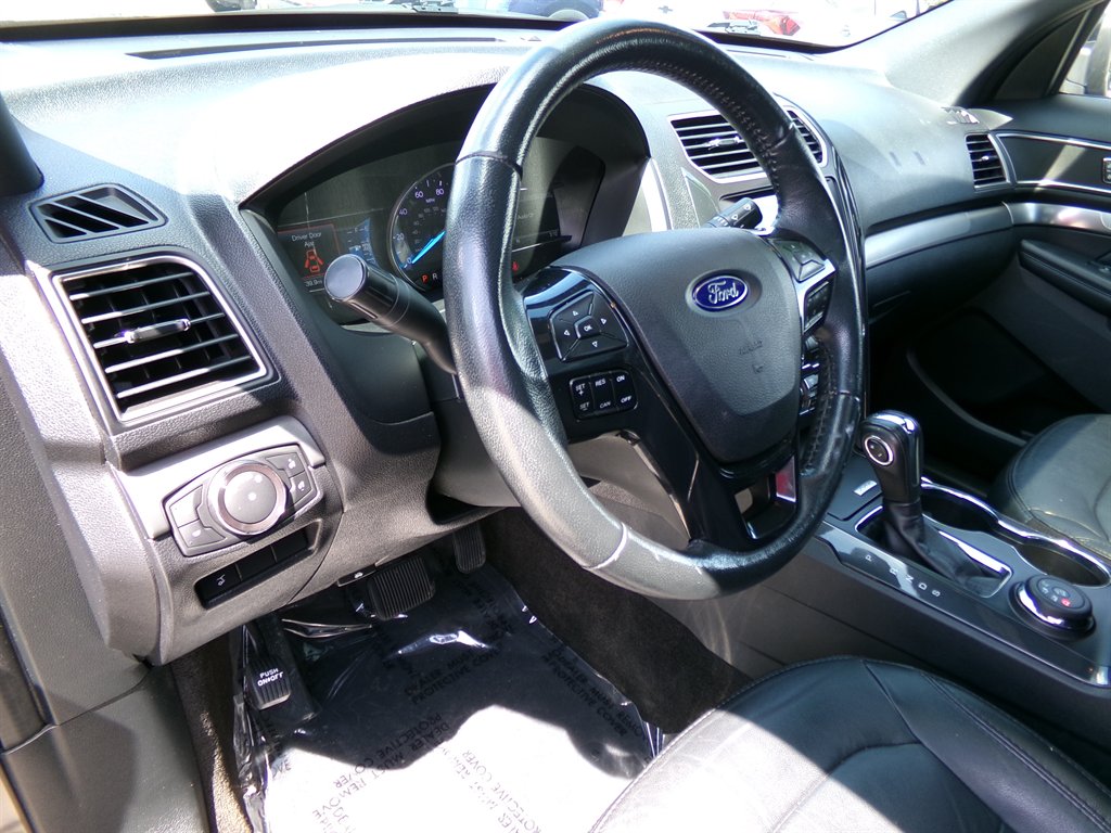 2018 Ford Explorer - $27,325