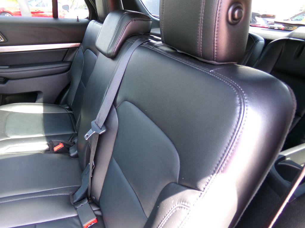 2018 Ford Explorer - $27,325