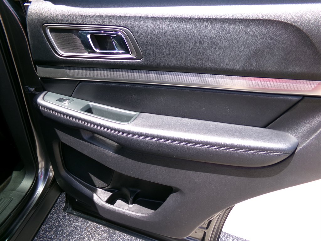 2018 Ford Explorer - $27,325