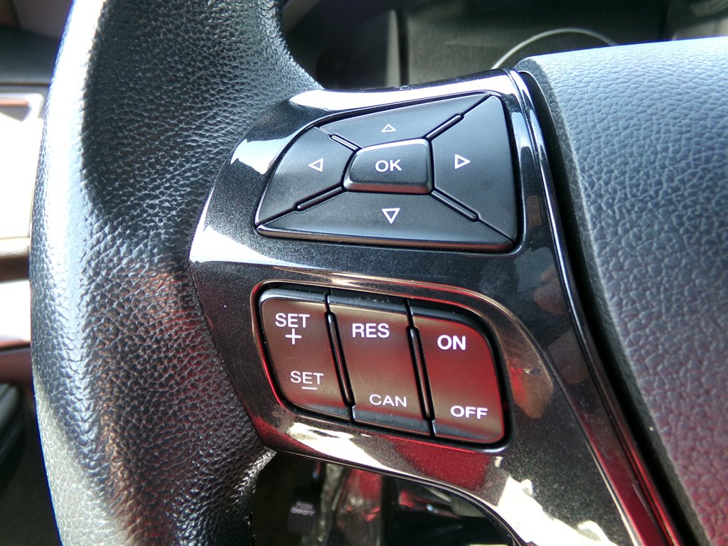 2018 Ford Explorer - $27,325