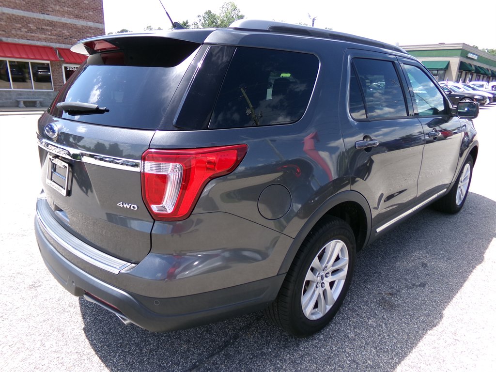 2018 Ford Explorer - $27,325