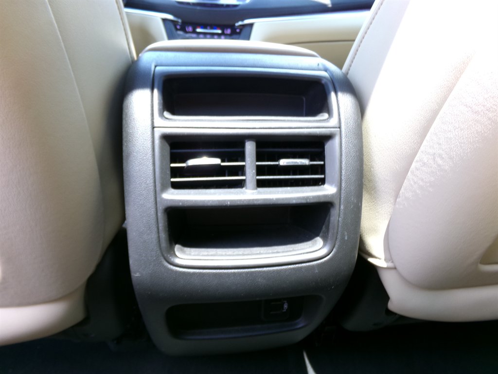 2017 Cadillac XT5 - $21,988
