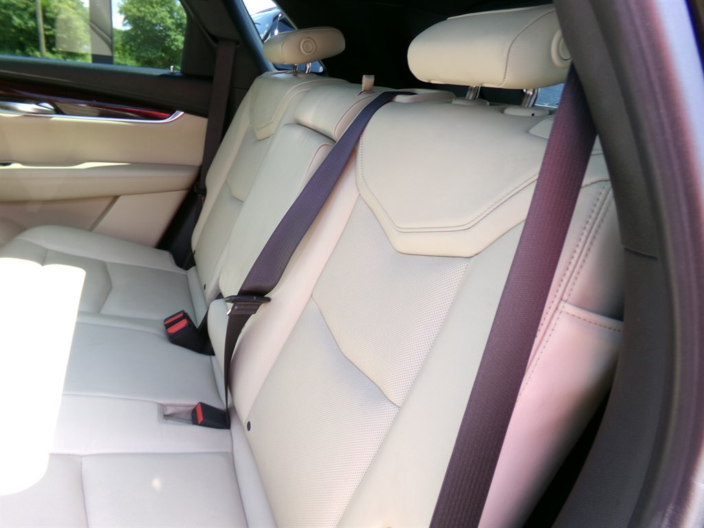 2017 Cadillac XT5 - $21,988