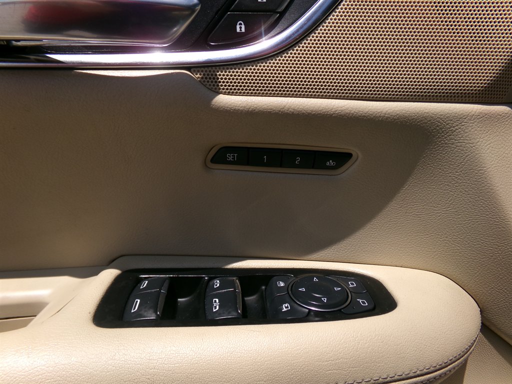 2017 Cadillac XT5 - $21,988