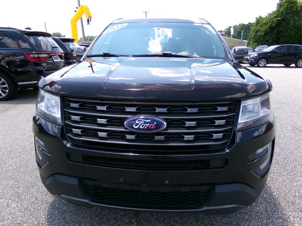 2017 Ford Explorer - $17,964