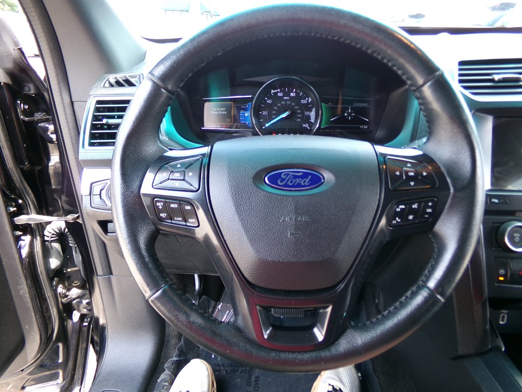 2017 Ford Explorer - $17,964