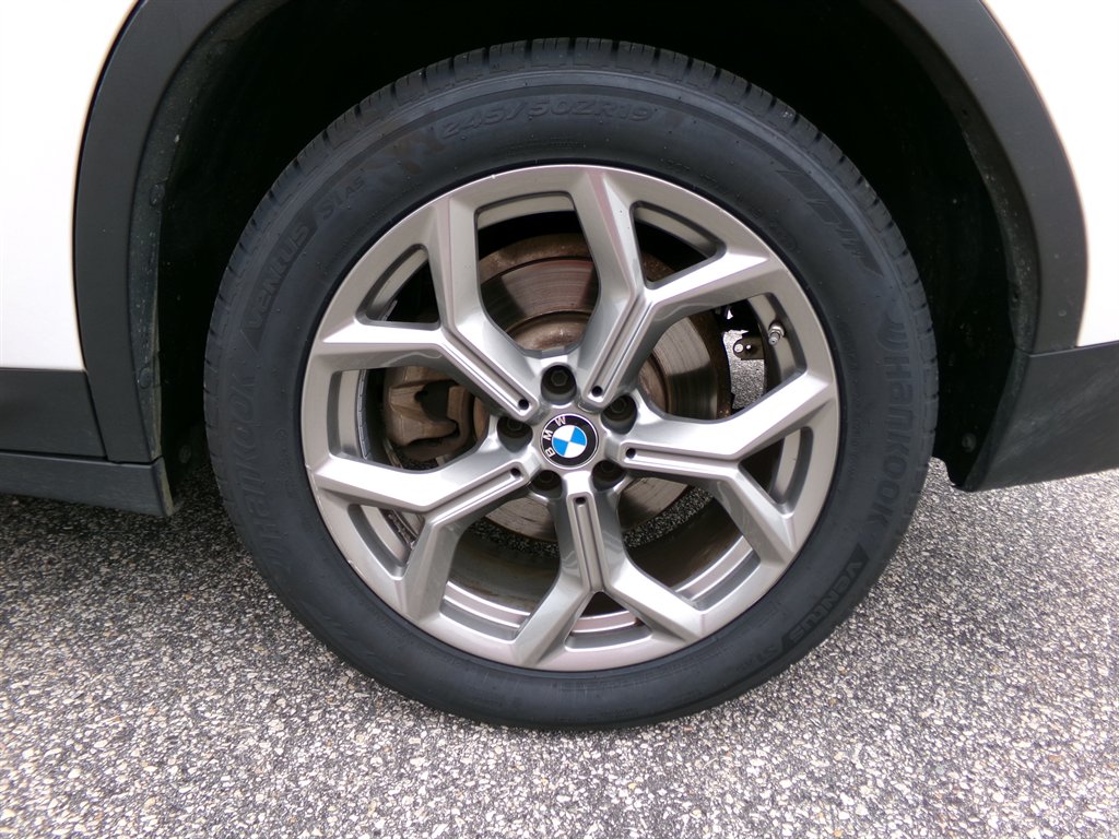 2022 BMW X3 - $24,684