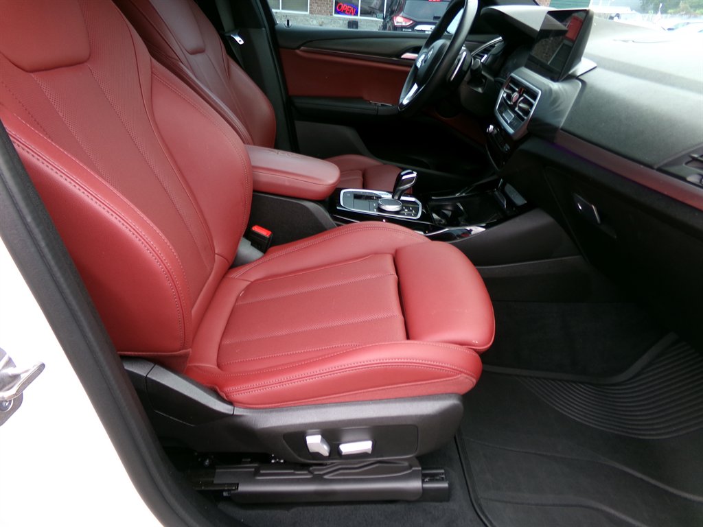2022 BMW X3 - $24,684
