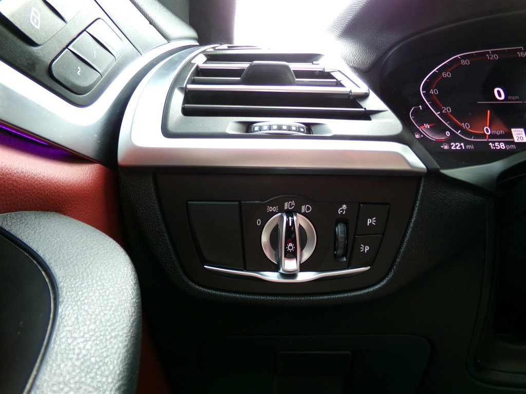 2022 BMW X3 - $24,684