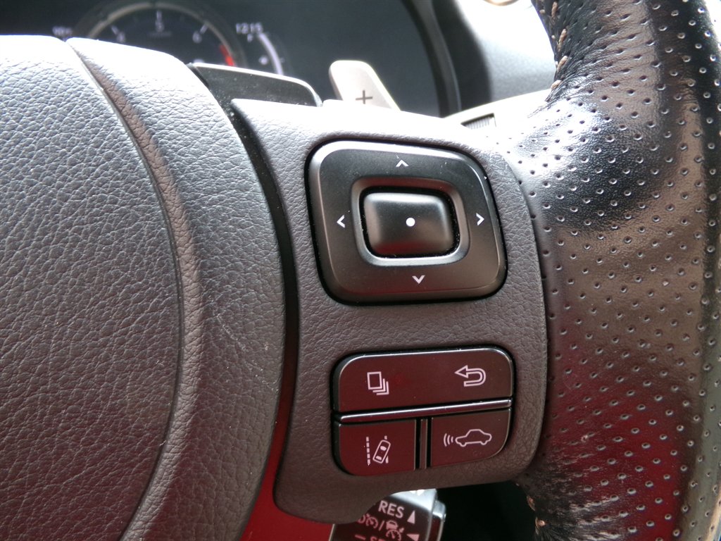 2021 Lexus IS
