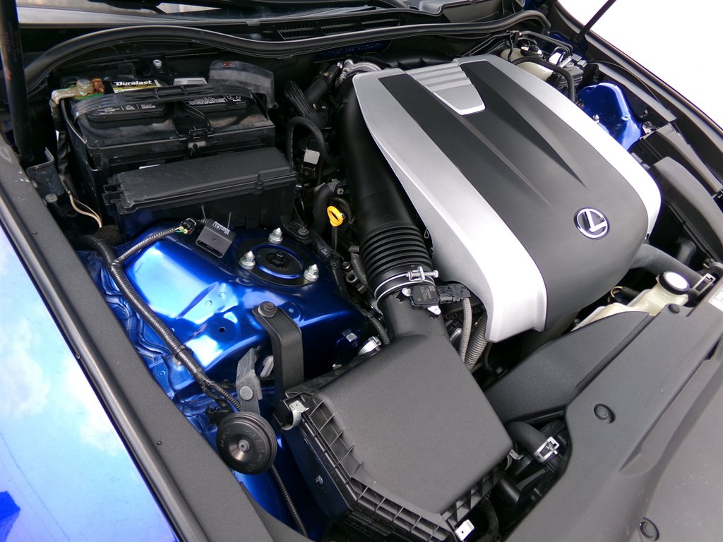 2021 Lexus IS