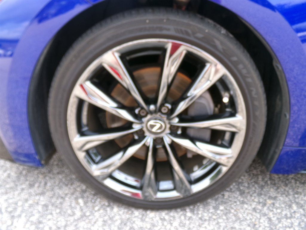 2021 Lexus IS