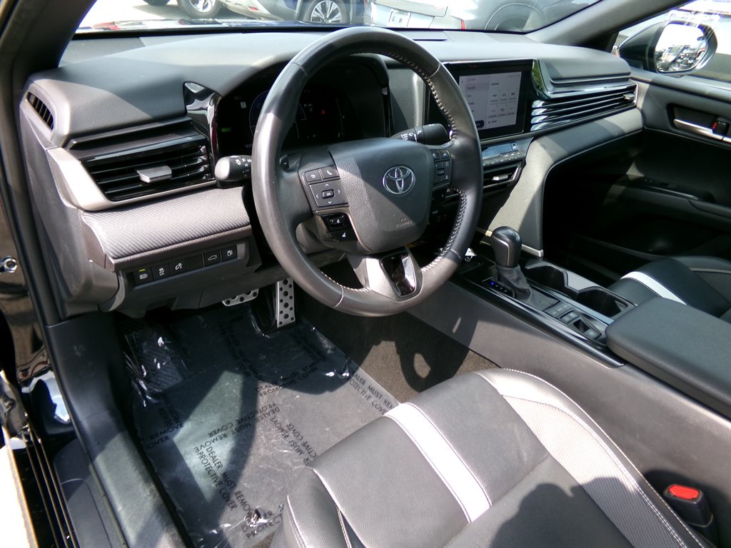 2025 Toyota Camry - $32,512