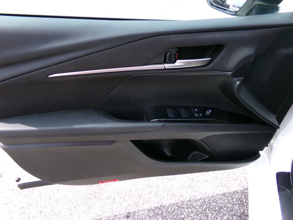 2025 Toyota Camry - $29,778