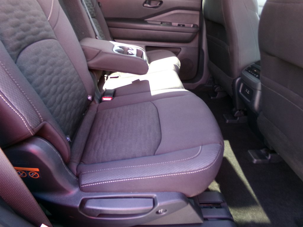 2025 Nissan Pathfinder - $33,285
