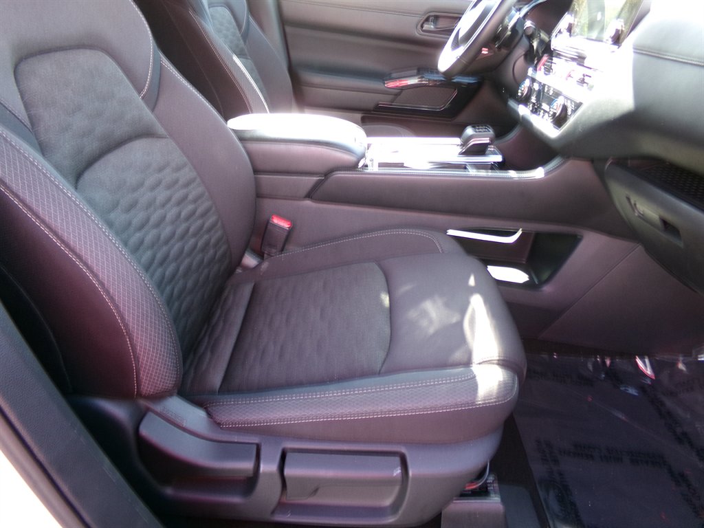 2025 Nissan Pathfinder - $33,285