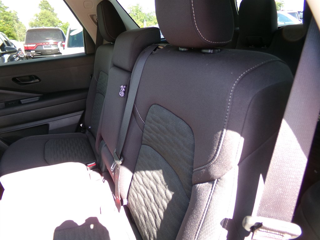 2025 Nissan Pathfinder - $33,285