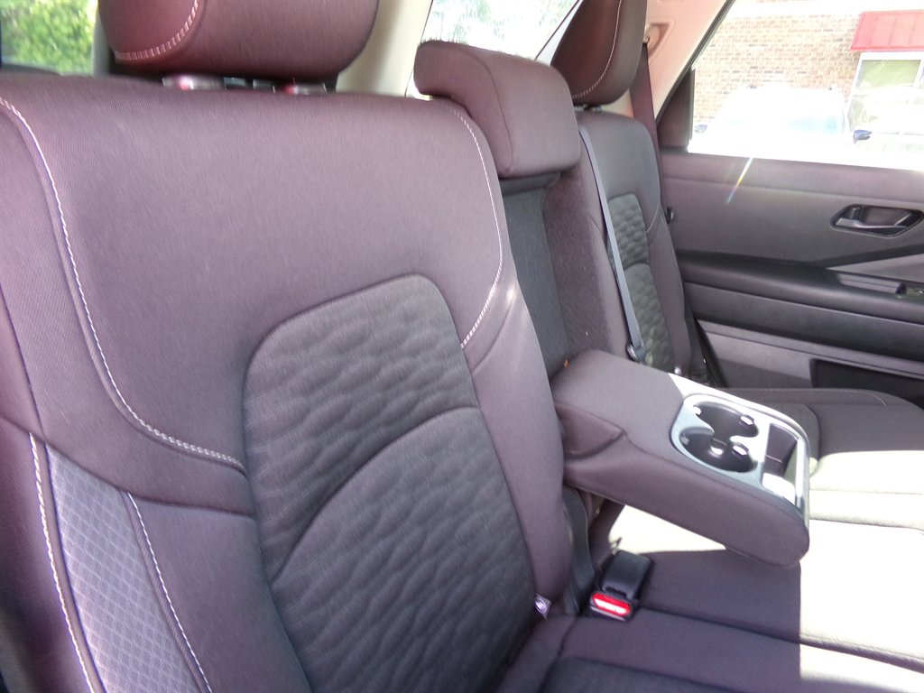 2025 Nissan Pathfinder - $33,285