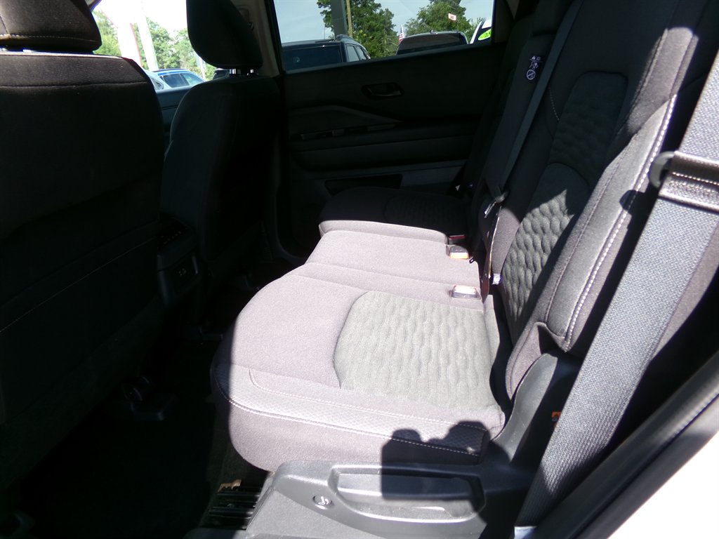 2025 Nissan Pathfinder - $33,285