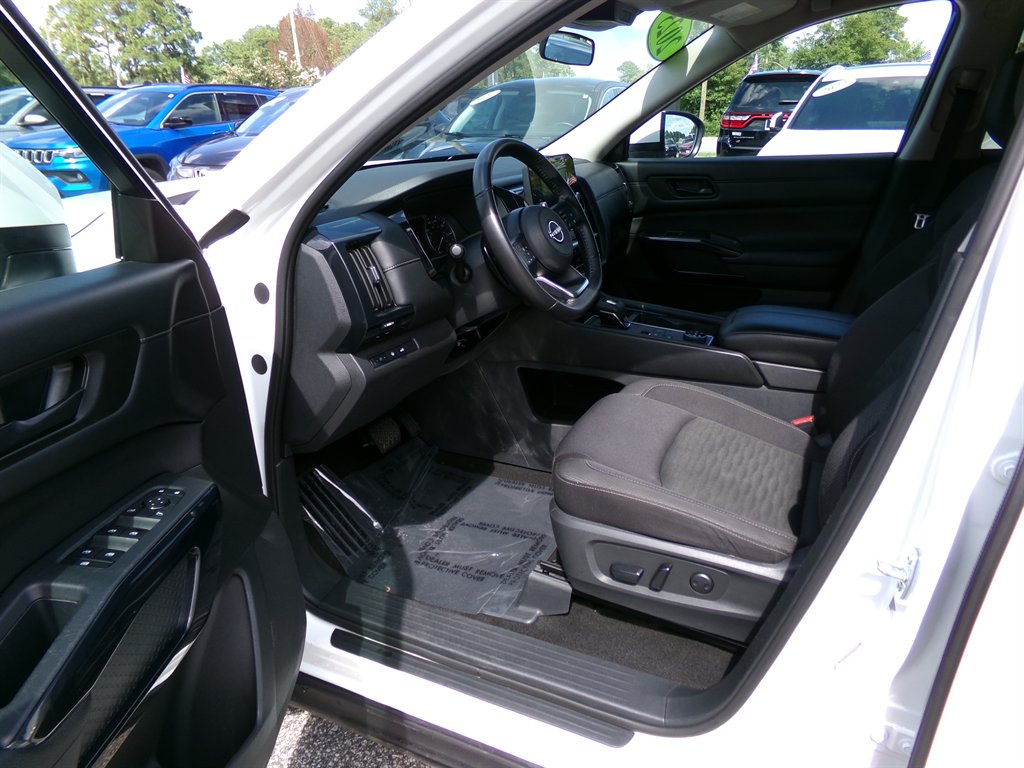 2025 Nissan Pathfinder - $33,285