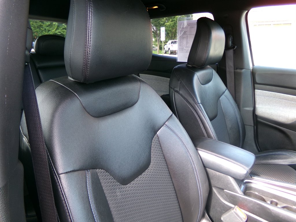 2024 Jeep Compass - $22,569