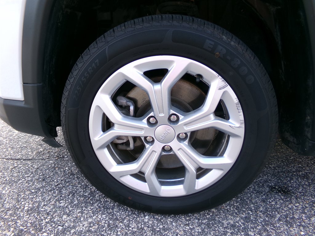 2024 Jeep Compass - $22,569