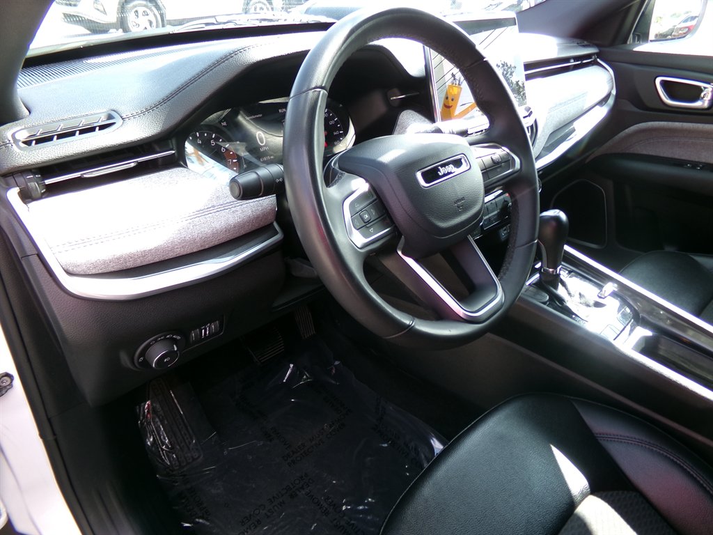 2024 Jeep Compass - $22,569