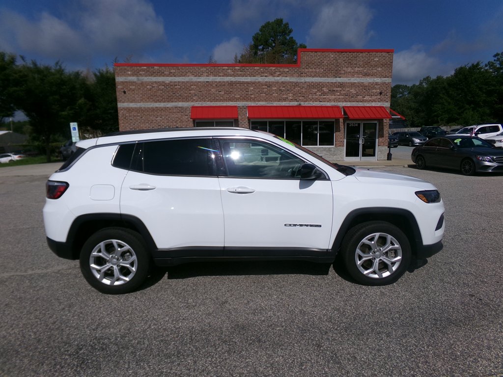 2024 Jeep Compass - $22,569