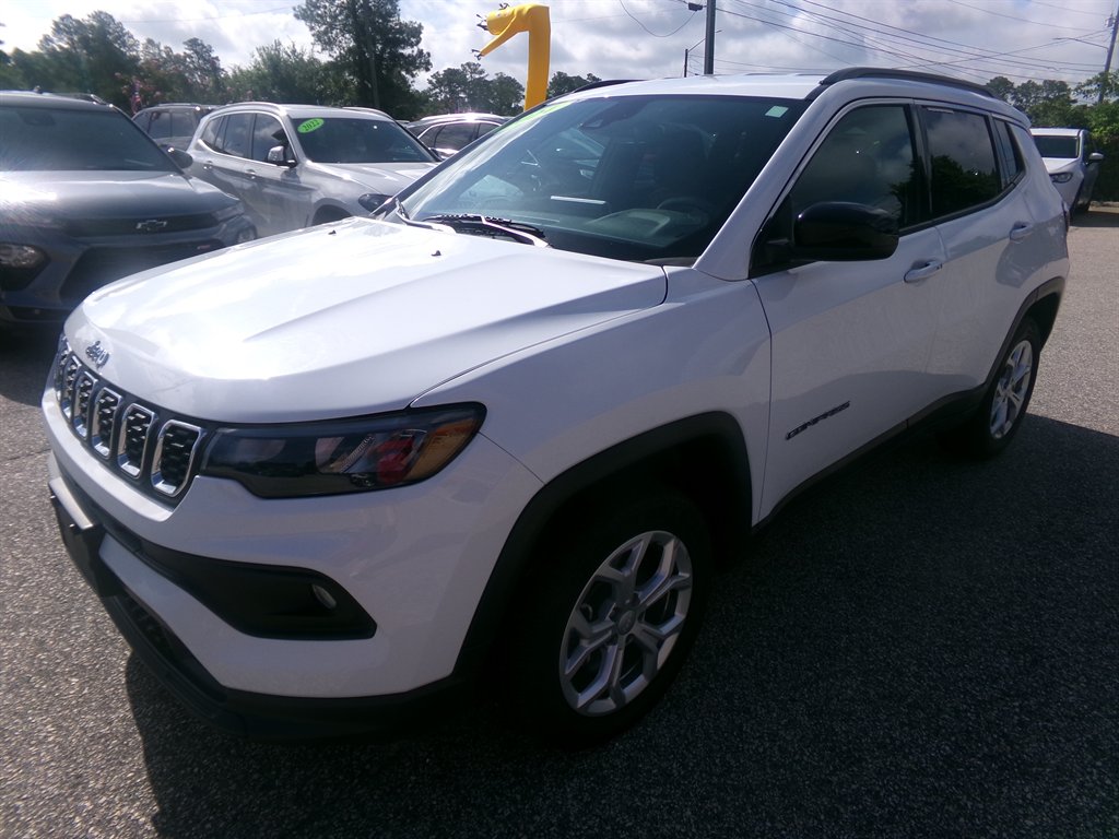 2024 Jeep Compass - $22,569