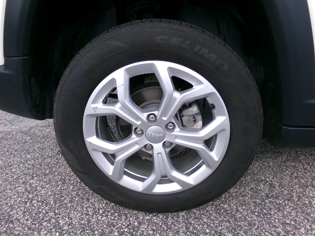 2024 Jeep Compass - $22,569