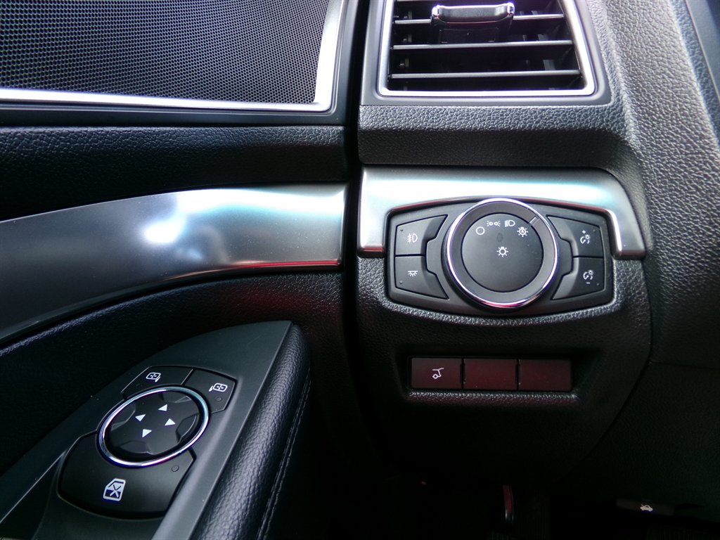 2019 Ford Explorer - $21,688