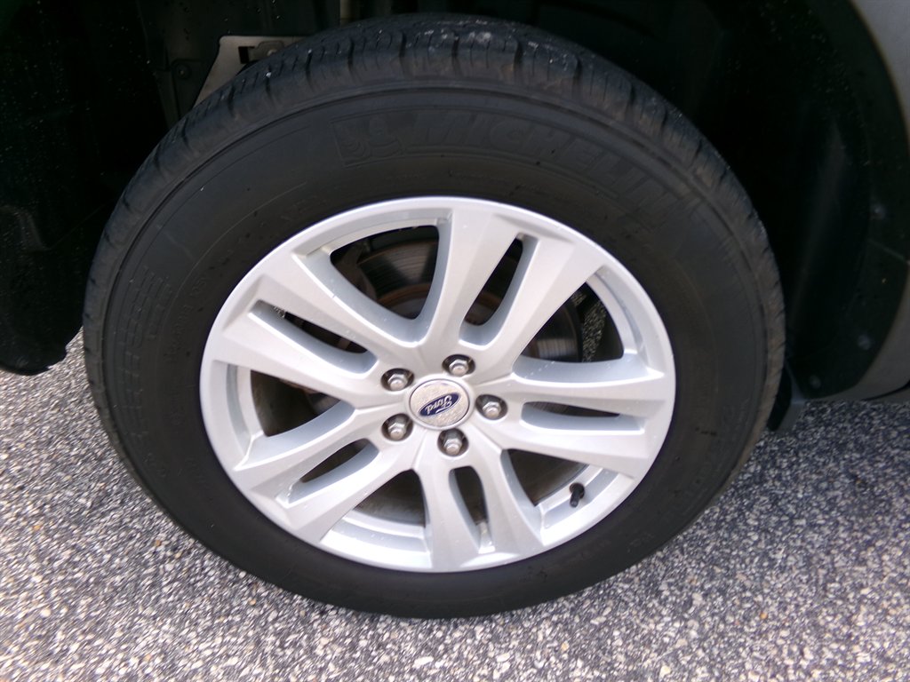 2019 Ford Explorer - $21,688