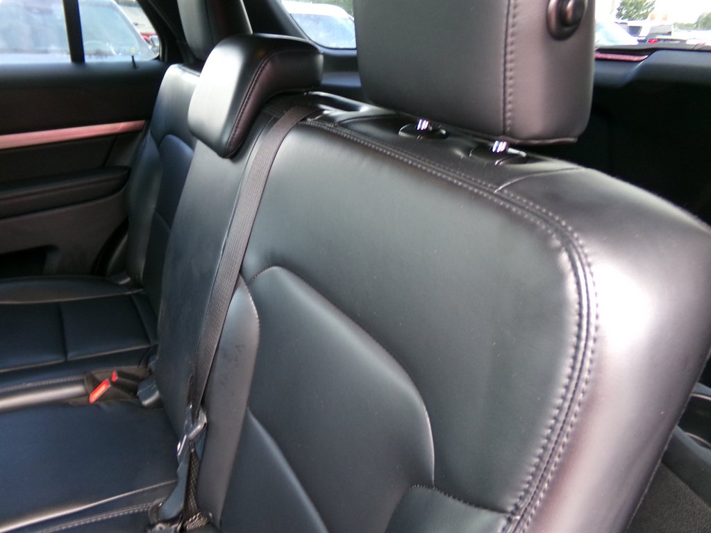 2019 Ford Explorer - $21,688