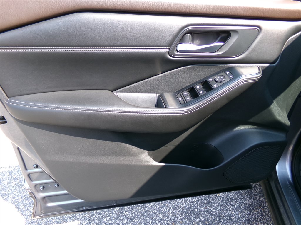 2022 Nissan Rogue - $18,288