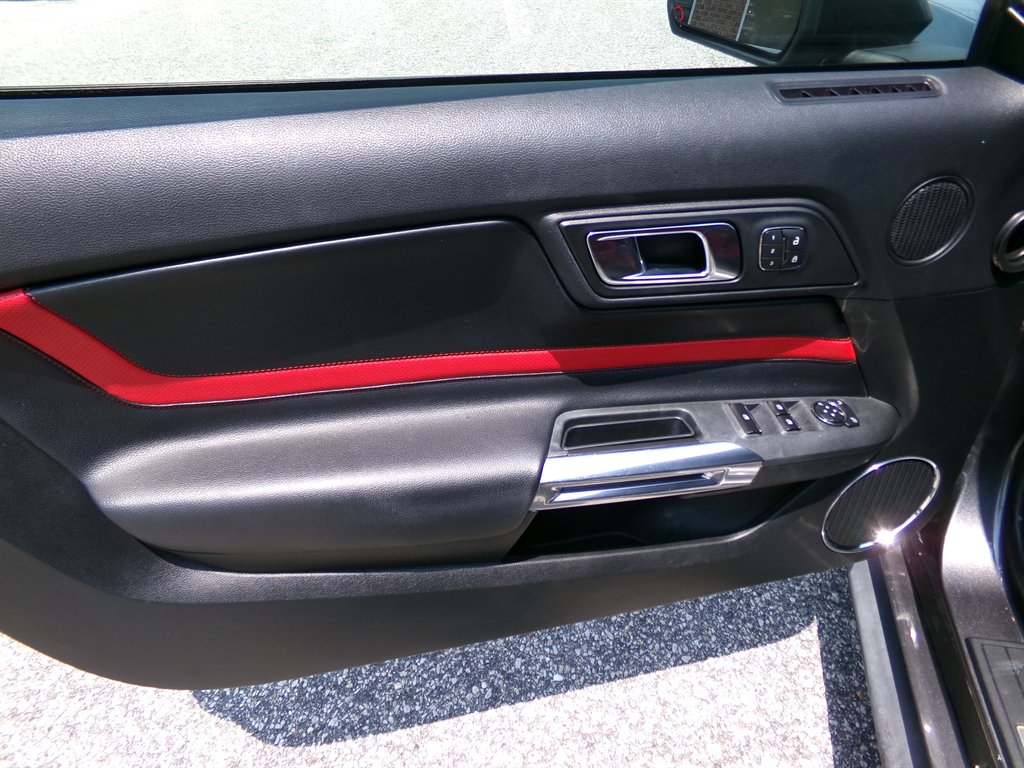 2020 Ford Mustang - $28,768
