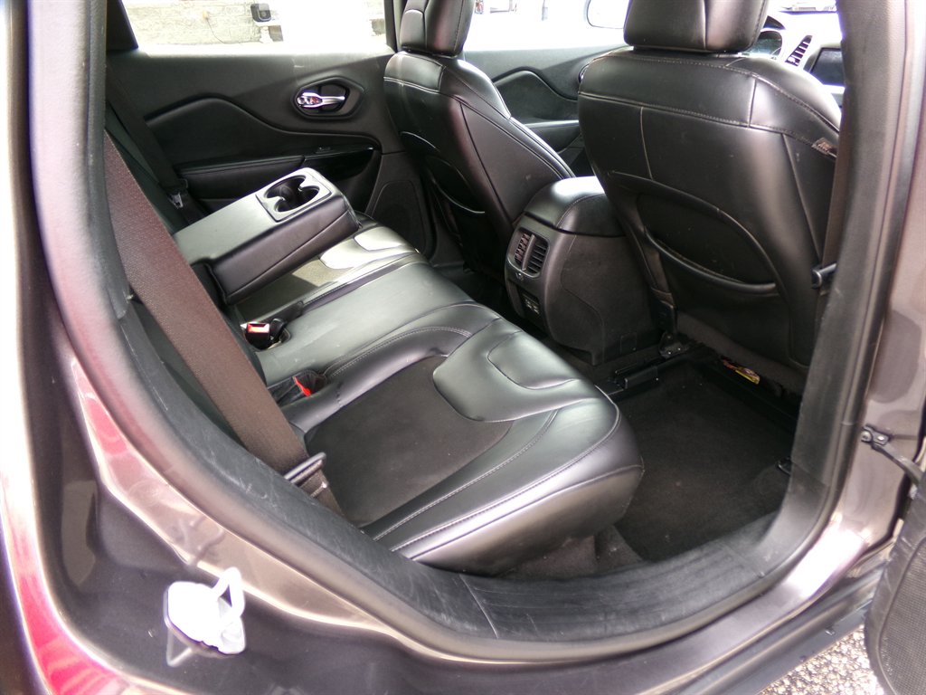 2021 Jeep Cherokee - $17,954