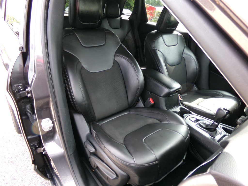 2021 Jeep Cherokee - $17,954