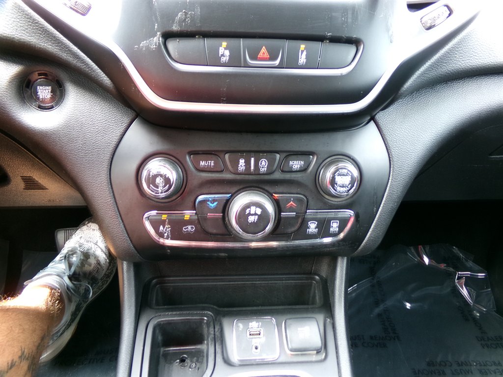 2021 Jeep Cherokee - $17,954