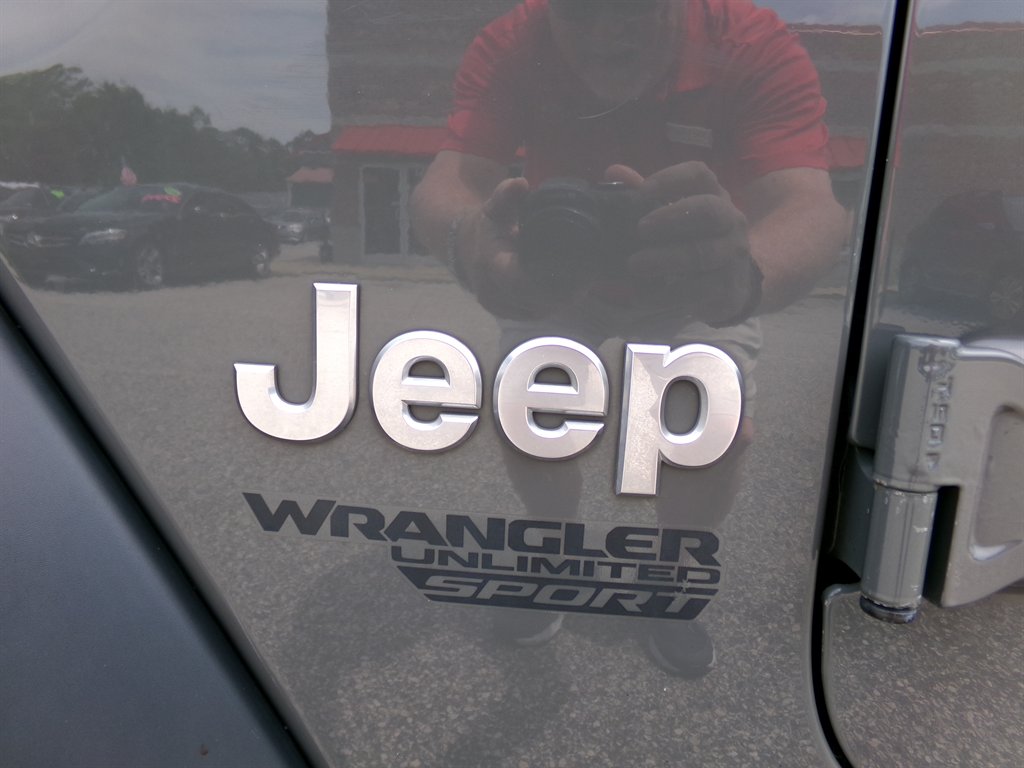 2018 Jeep Wrangler - $23,658