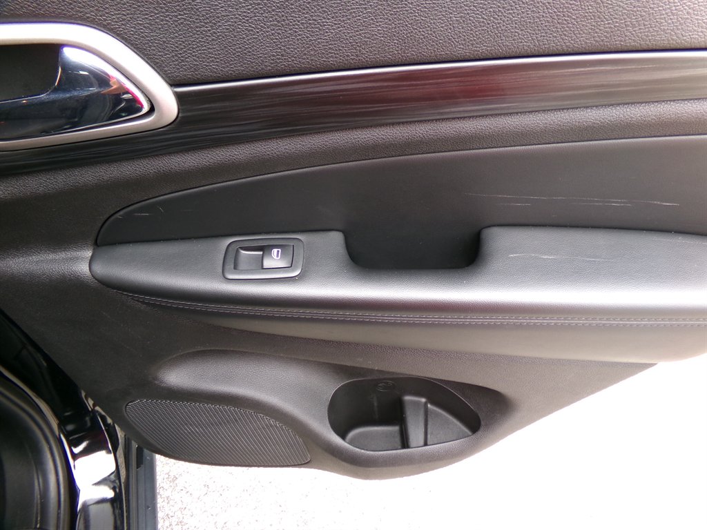 2021 Jeep Cherokee - $22,577