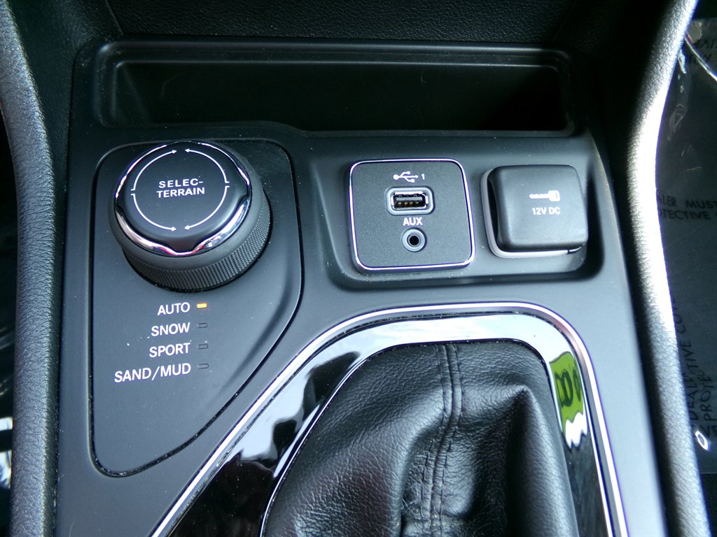 2019 Jeep Cherokee - $24,955