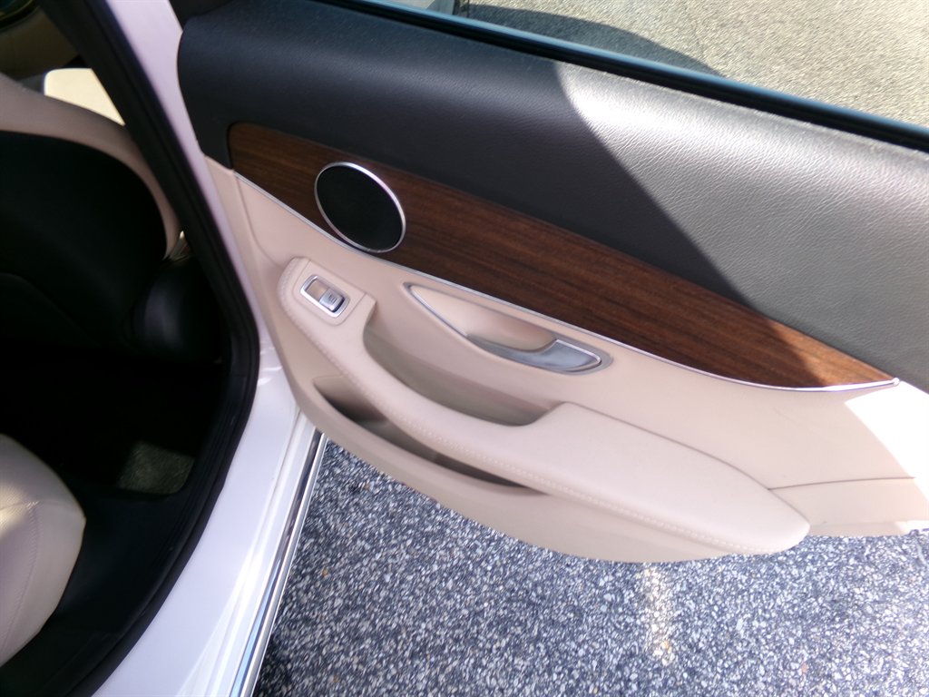 2020 Mercedes-Benz C-Class - $28,752