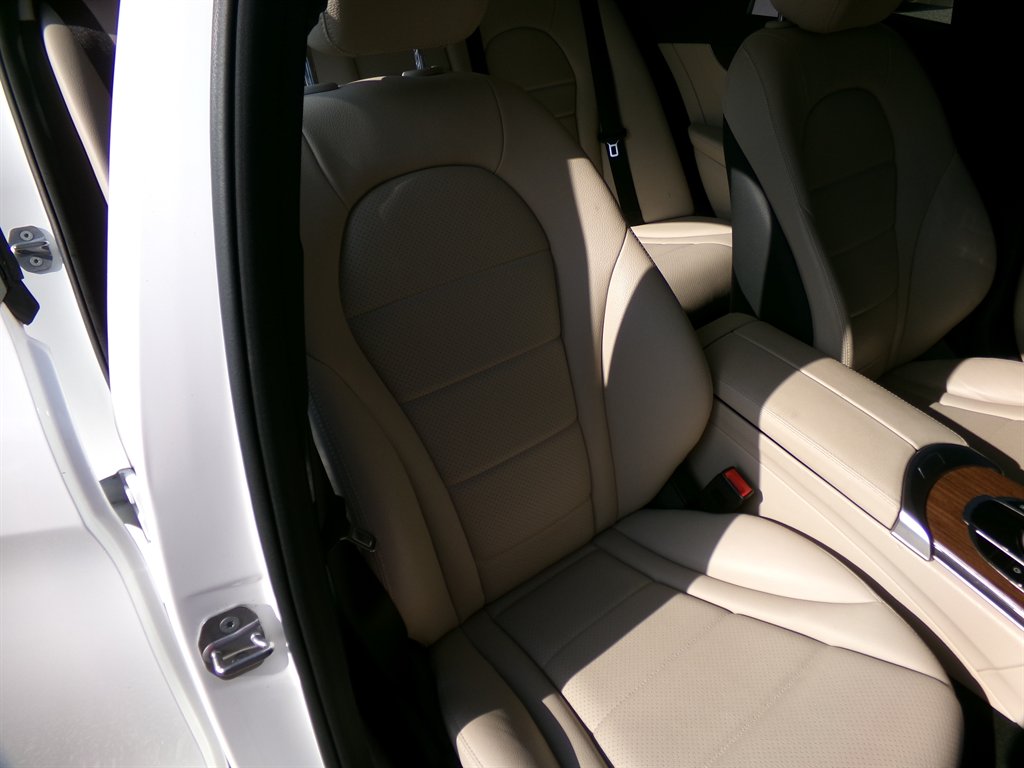 2020 Mercedes-Benz C-Class - $28,752