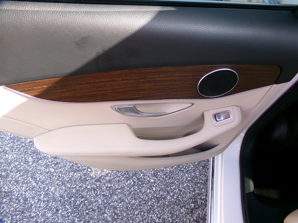 2020 Mercedes-Benz C-Class - $28,752