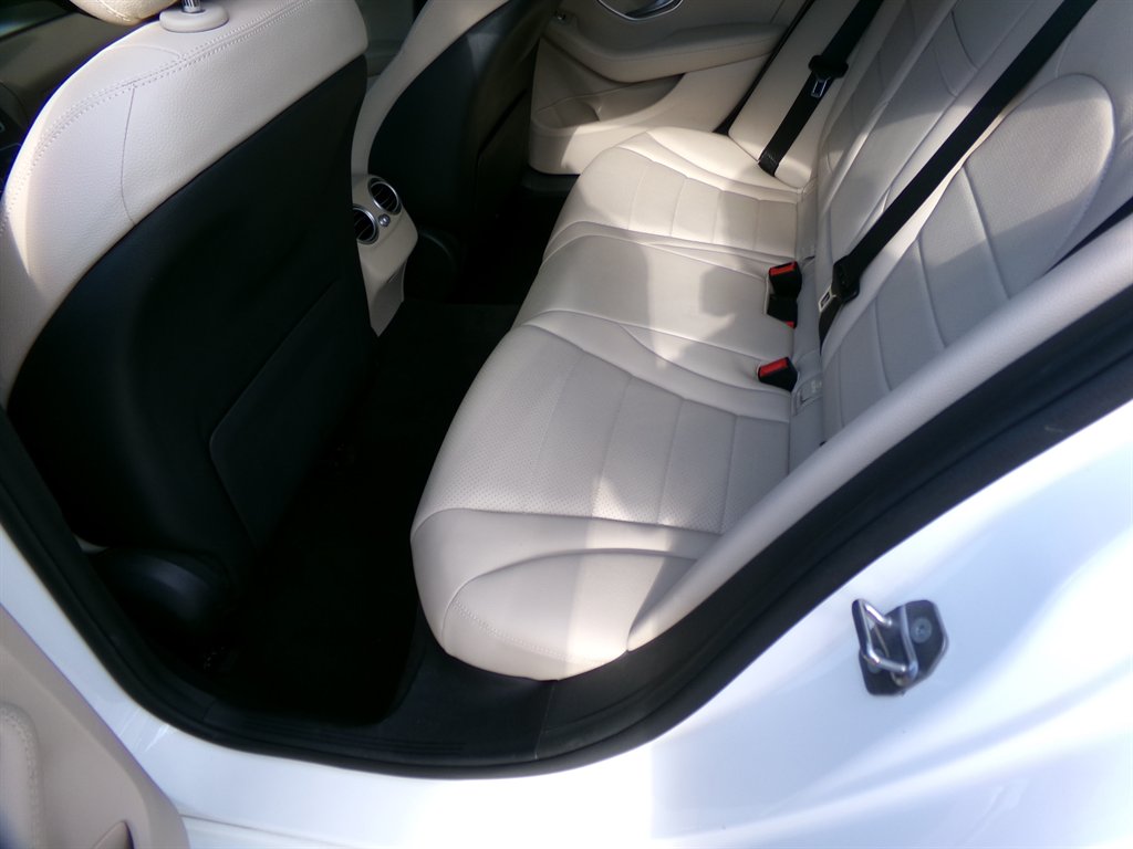2020 Mercedes-Benz C-Class - $28,752