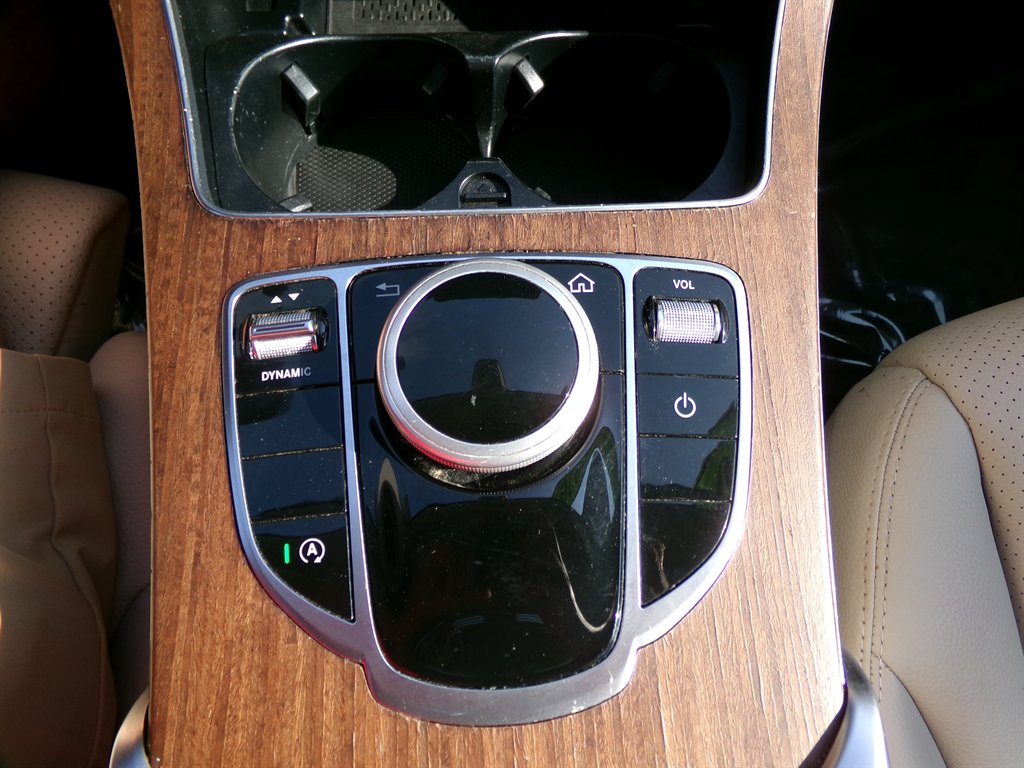 2020 Mercedes-Benz C-Class - $28,752
